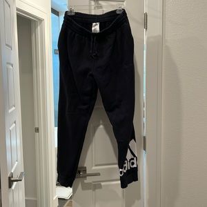 Men’s black adidas sweatpants size medium